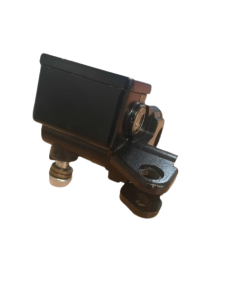 Master cylinder left