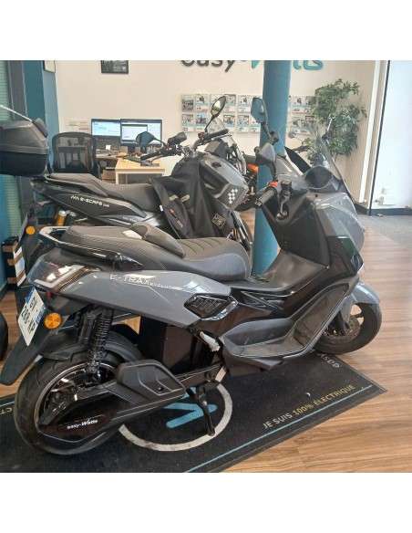 Scooter électrique d'occasion e-trax évolution gris nardo